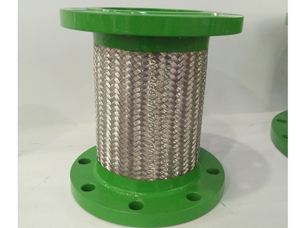 法(fa)蘭金屬(shu)軟管