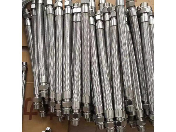 絲(sī)扣金屬(shu)軟管